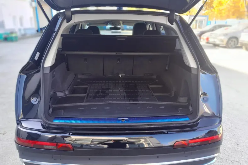 Audi Q7 din 2021 cu 102.951 km - oferta AUD145284 - foto 6