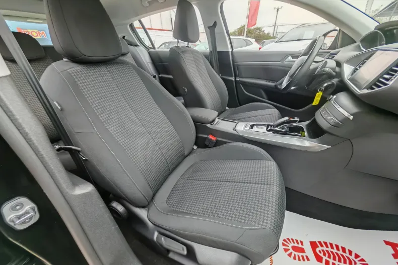 Peugeot 308 din 2020 cu 94.322 km - oferta PEU145288 - foto 11