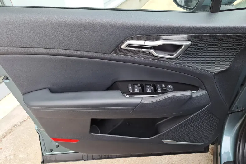 Kia Sportage din 2023 cu 20.470 km - oferta KIA145291 - foto 15