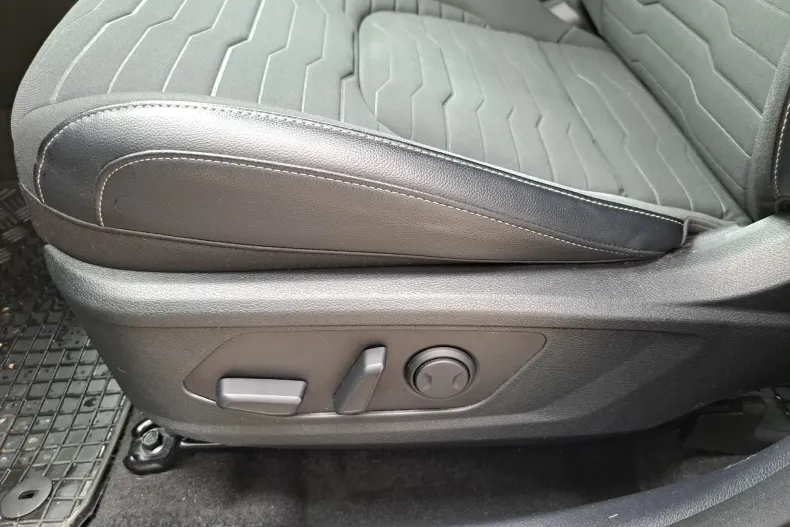 Kia Sportage din 2023 cu 20.470 km - oferta KIA145291 - foto 17