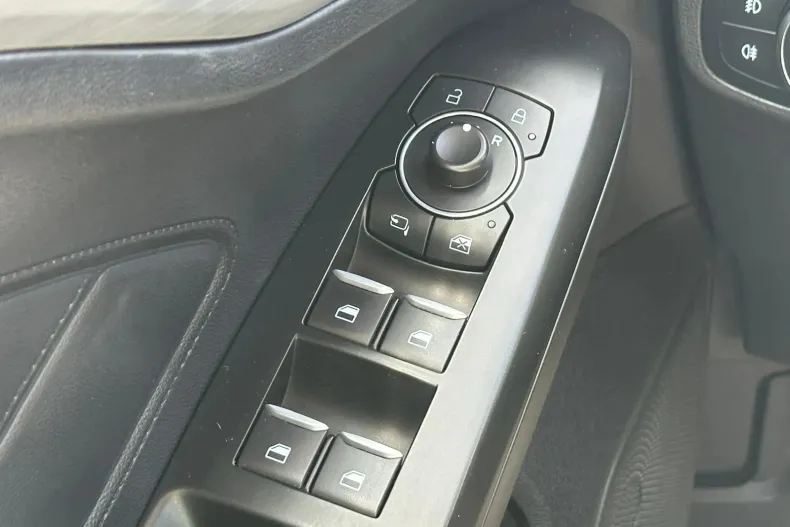 Ford Focus din 2022 cu 74.000 km - oferta FOR145295 - foto 34