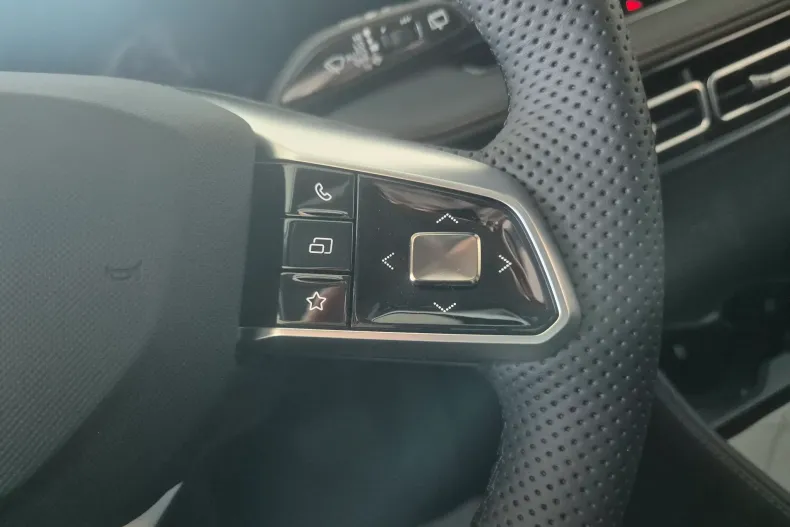 MG HS din 2024 cu 14 km - oferta MG0145297 - foto 13