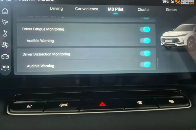 MG HS din 2024 cu 14 km - oferta MG0145297 - foto 21