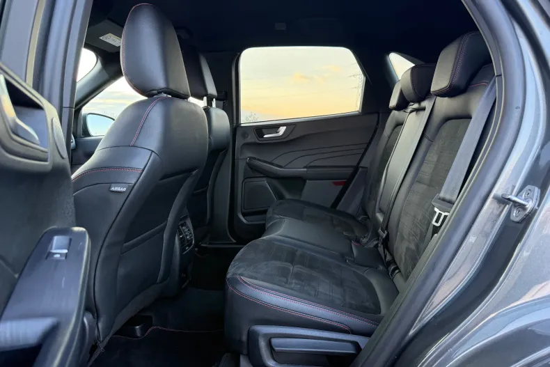 Ford Kuga din 2023 cu 115.541 km - oferta FOR145299 - foto 19