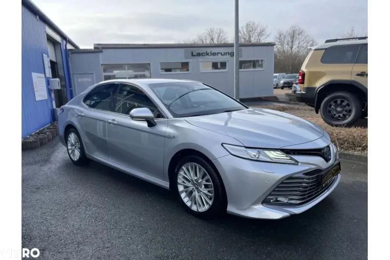 Toyota Camry din 2020 cu 119.200 km - oferta TOY145312 - foto 1