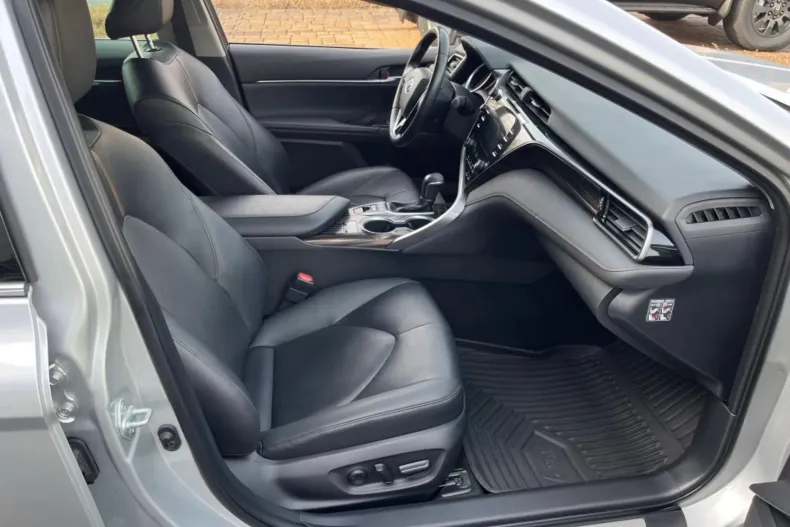 Toyota Camry din 2020 cu 119.200 km - oferta TOY145312 - foto 7