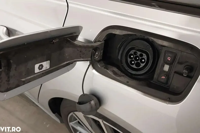 Audi A6 din 2022 cu 109.290 km - oferta AUD145338 - foto 24