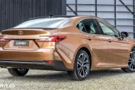 Toyota Camry din 2025 cu 0 km - oferta TOY145340 - foto 3