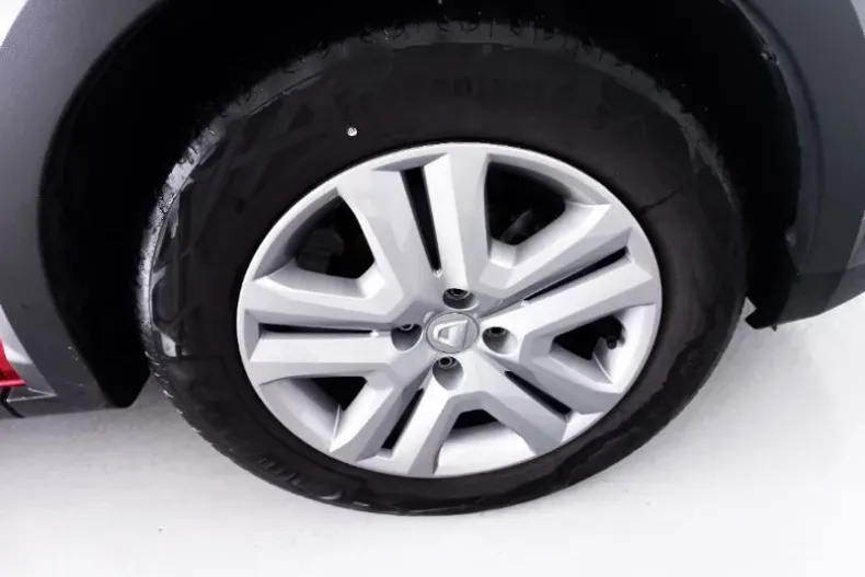 Dacia Sandero Stepway din 2022 cu 32.549 km - oferta DAC145363 - foto 6