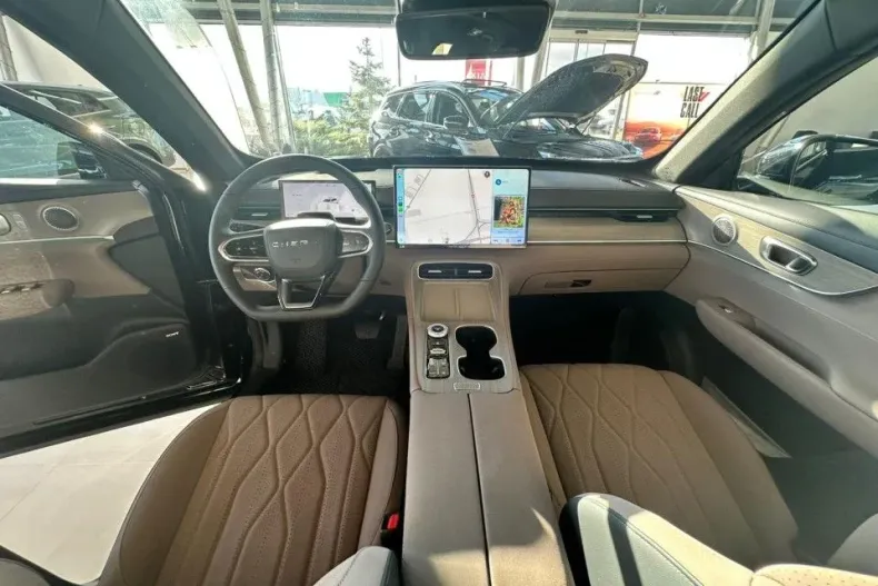 Chery Tiggo 8 din 2025 cu 5 km - oferta CHE145367 - foto 6