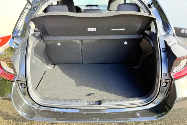 Toyota Yaris din 2021 cu 138.000 km - oferta TOY145368 - foto 13