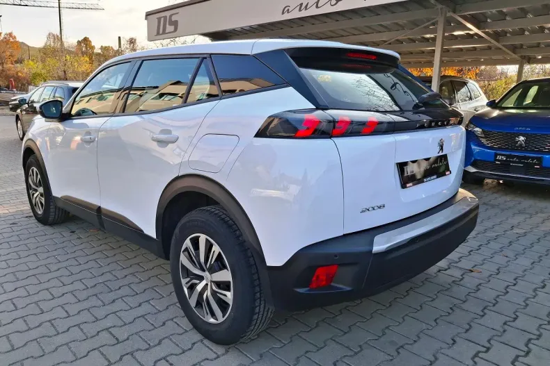 Peugeot 2008 din 2020 cu 96.670 km - oferta PEU145378 - foto 4