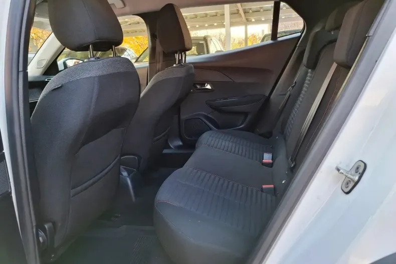 Peugeot 2008 din 2020 cu 96.670 km - oferta PEU145378 - foto 9