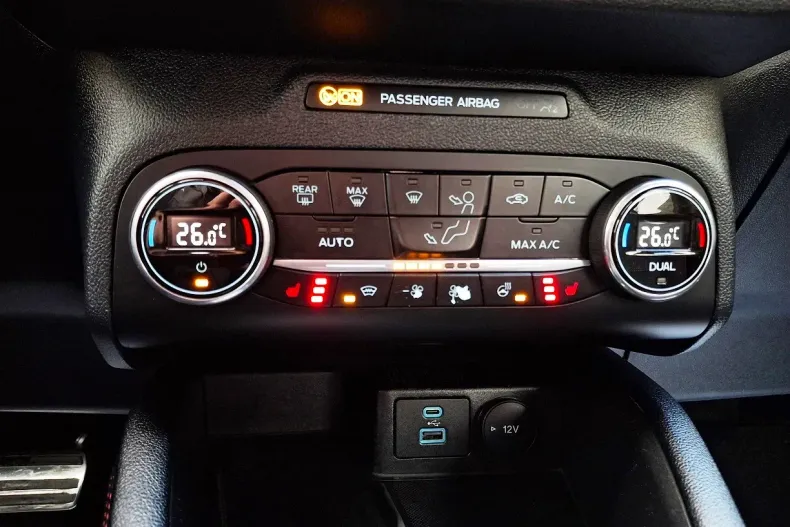 Ford Kuga din 2020 cu 119.978 km - oferta FOR145379 - foto 25