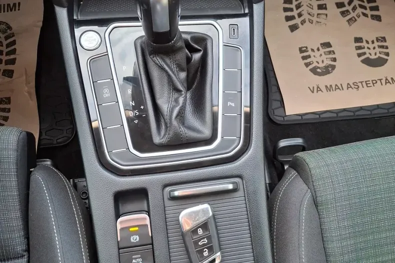 Volkswagen Passat din 2021 cu 114.679 km - oferta VOL145382 - foto 23