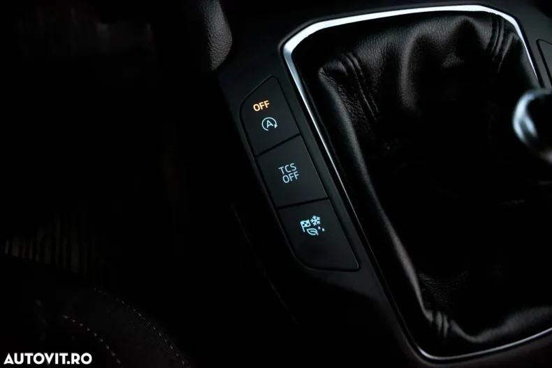 Ford Focus din 2022 cu 137.000 km - oferta FOR145388 - foto 27