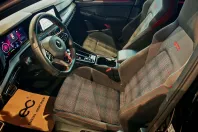 Volkswagen Golf din 2023 cu 48.193 km - oferta VOL145392 - foto 8