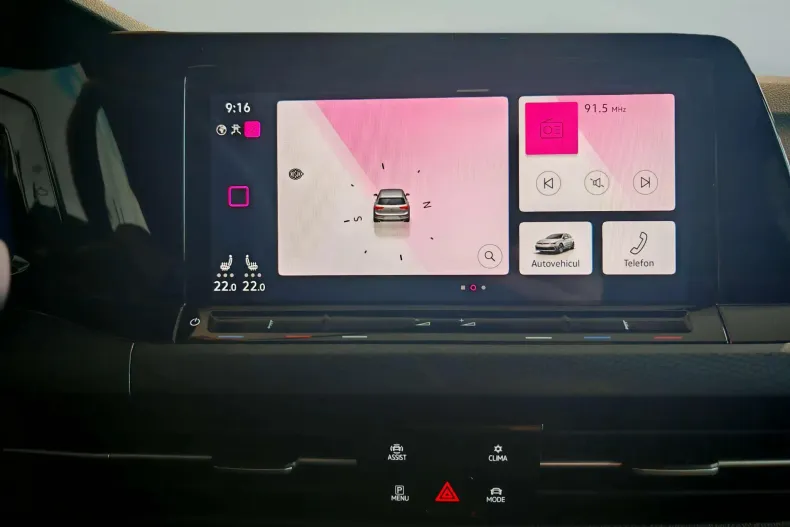 Volkswagen Golf din 2023 cu 48.193 km - oferta VOL145392 - foto 39