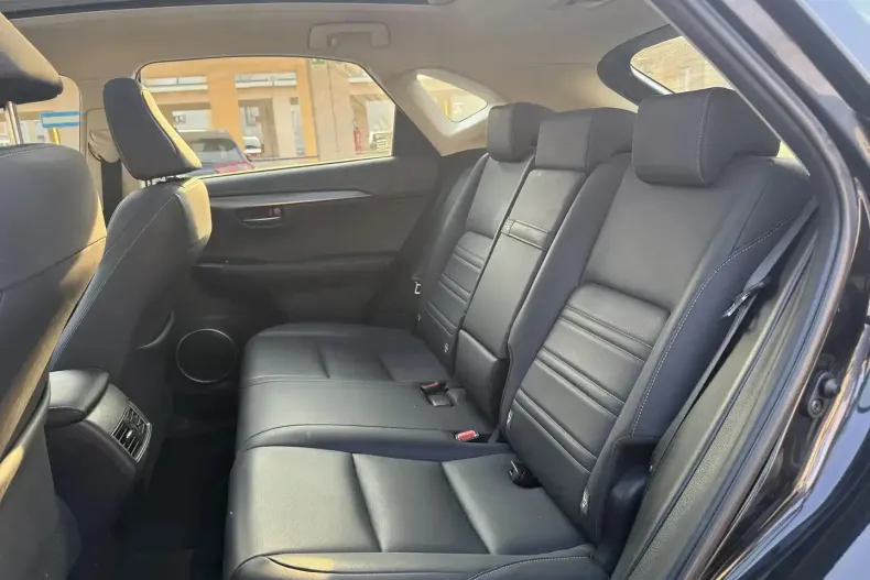 Lexus Seria NX din 2020 cu 60.000 km - oferta LEX145394 - foto 11