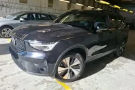 Volvo XC40 din 2022 cu 93.881 km - oferta VOL145396 - foto 1