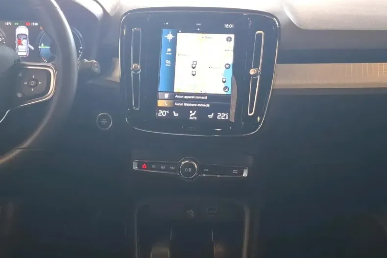 Volvo XC40 din 2022 cu 93.881 km - oferta VOL145396 - foto 9