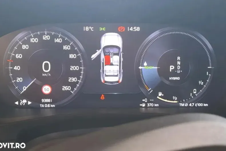 Volvo XC40 din 2022 cu 93.881 km - oferta VOL145396 - foto 11