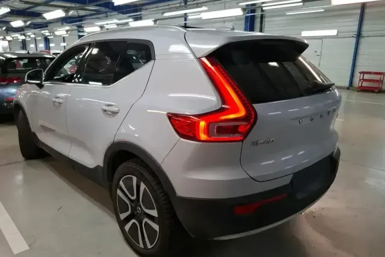Volvo XC40 din 2021 cu 99.228 km - oferta VOL145397 - foto 5