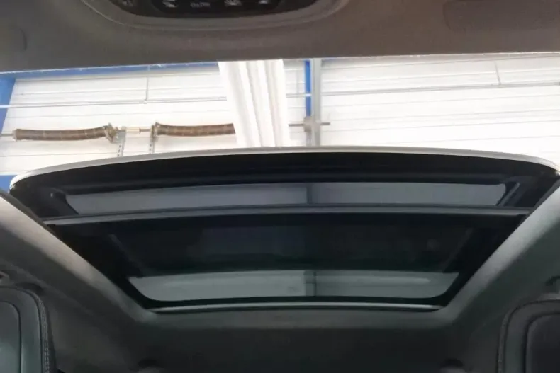 Volvo XC40 din 2021 cu 99.228 km - oferta VOL145397 - foto 11