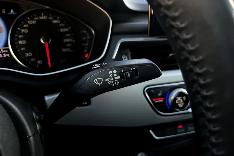 Audi A4 din 2020 cu 170.635 km - oferta AUD145401 - foto 25