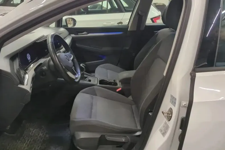 Volkswagen Golf din 2020 cu 30.908 km - oferta VOL145404 - foto 4