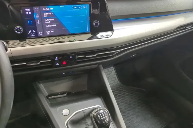 Volkswagen Golf din 2020 cu 30.908 km - oferta VOL145404 - foto 5