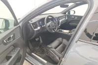 Volvo XC60 din 2021 cu 44.601 km - oferta VOL145407 - foto 4