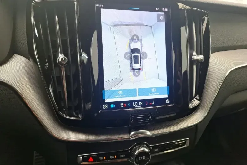 Volvo XC60 din 2021 cu 44.601 km - oferta VOL145407 - foto 7