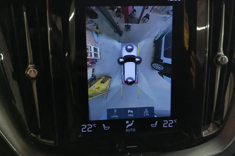 Volvo XC60 din 2021 cu 102.819 km - oferta VOL145415 - foto 8