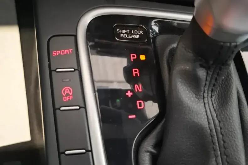 Kia XCeed din 2025 cu 1 km - oferta KIA145426 - foto 11