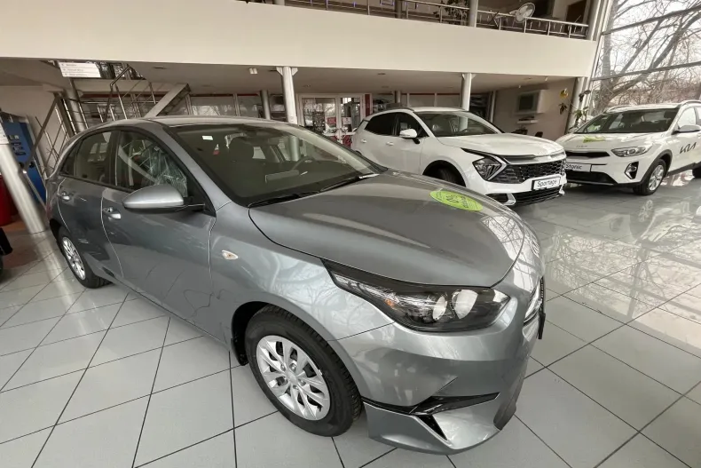 Kia Ceed din 2024 cu 1 km - oferta KIA145428 - foto 2