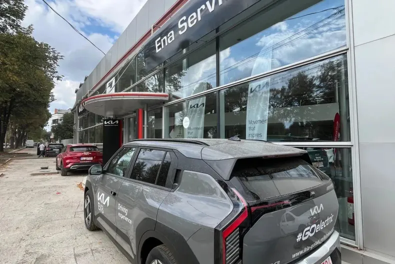 Kia EV3 din 2024 cu 121 km - oferta KIA145430 - foto 4