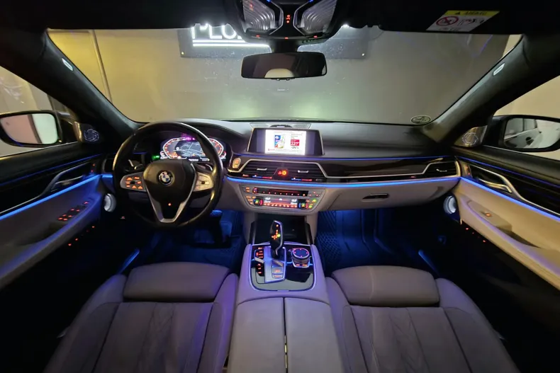 BMW Seria 7 din 2019 cu 132.000 km - oferta BMW145431 - foto 3