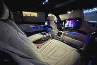 BMW Seria 7 din 2019 cu 132.000 km - oferta BMW145431 - foto 11