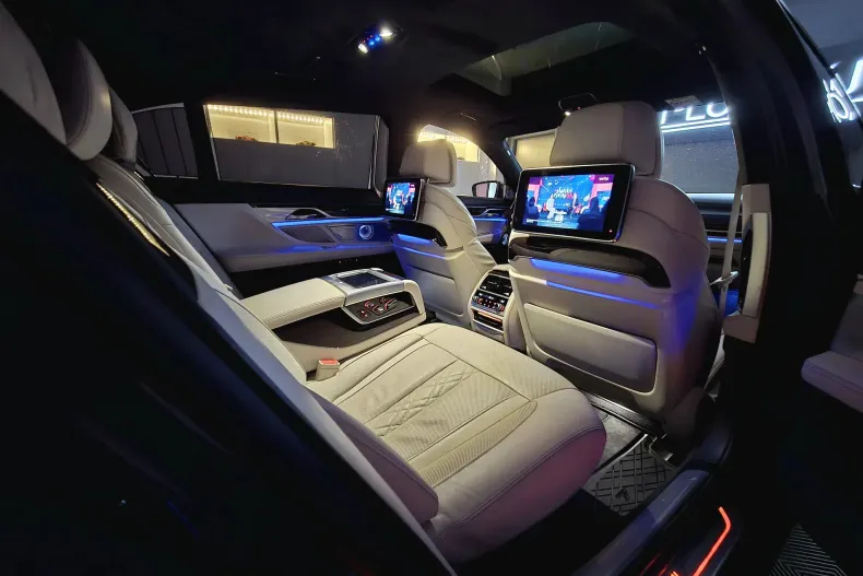 BMW Seria 7 din 2019 cu 132.000 km - oferta BMW145431 - foto 12