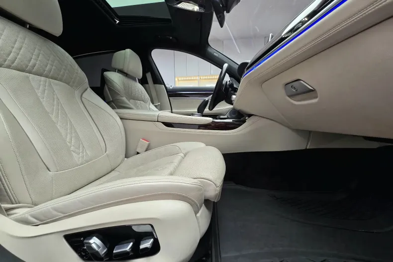 BMW Seria 7 din 2019 cu 132.000 km - oferta BMW145431 - foto 19