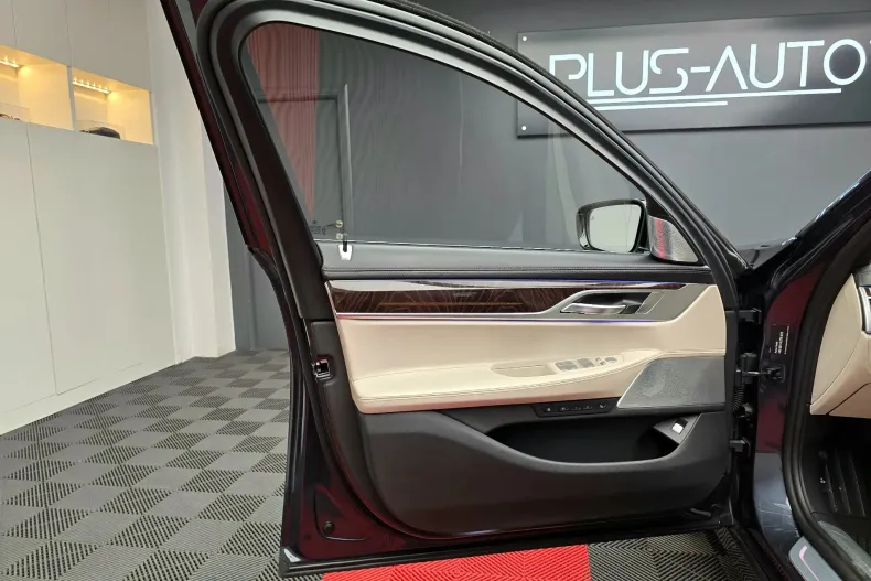 BMW Seria 7 din 2019 cu 132.000 km - oferta BMW145431 - foto 28