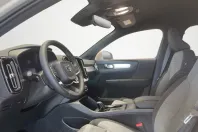 Volvo XC40 din 2025 cu 1 km - oferta VOL145442 - foto 9