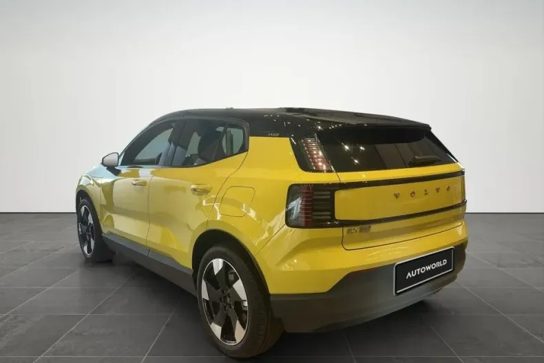 Volvo EX30 din 2025 cu 10 km - oferta VOL145443 - foto 4