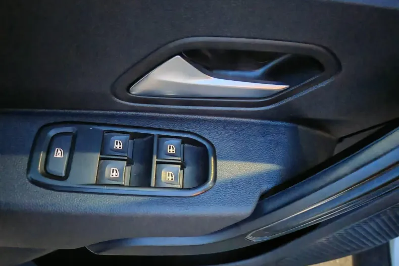 Dacia Duster din 2021 cu 112.030 km - oferta DAC145450 - foto 13