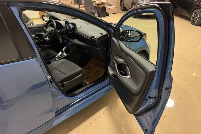 Toyota Yaris din 2021 cu 119.990 km - oferta TOY145458 - foto 11