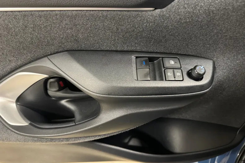 Toyota Yaris din 2021 cu 119.990 km - oferta TOY145458 - foto 25