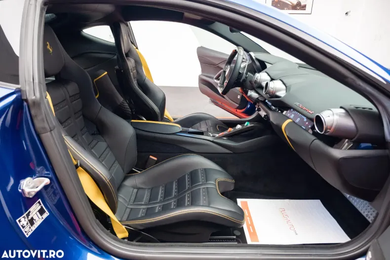 Ferrari 812 din 2020 cu 8.668 km - oferta FER145475 - foto 37
