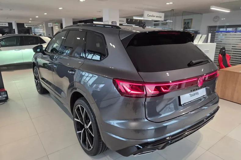 Volkswagen Touareg din 2025 cu 5 km - oferta VOL145484 - foto 5