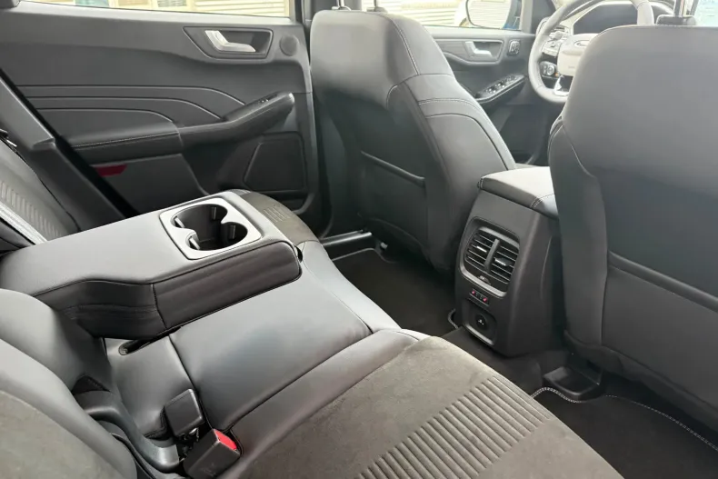 Ford Kuga din 2025 cu 1 km - oferta FOR145487 - foto 19